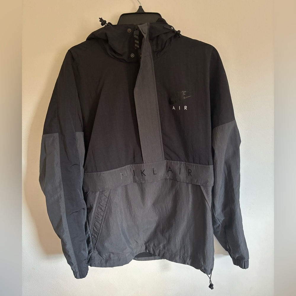 Nike Air Men's Windbreaker in Black and Gray